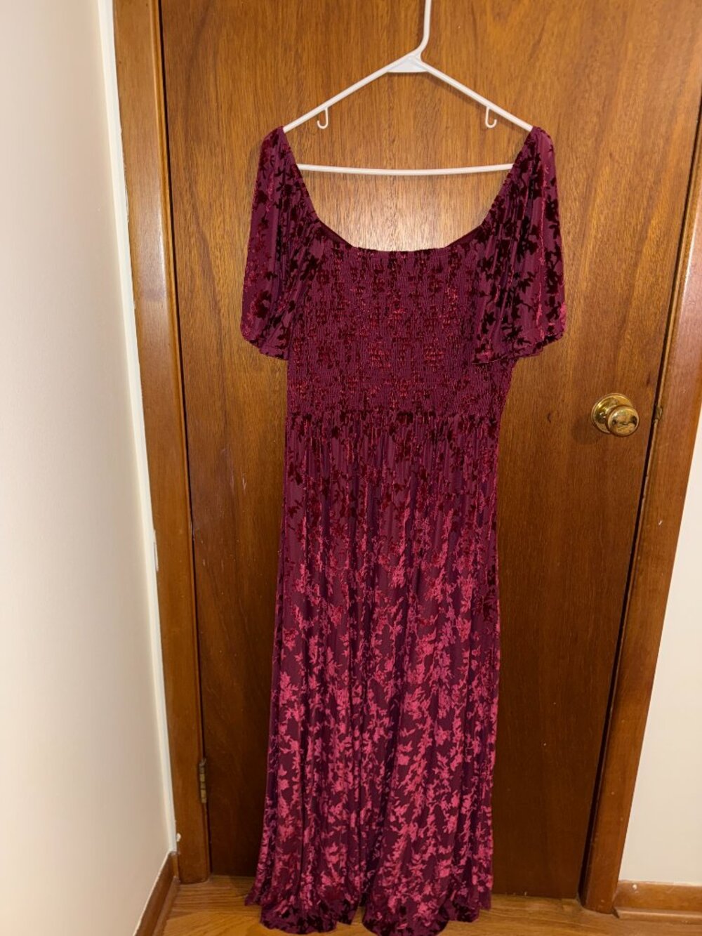 NWT Baltic Born Everley Velvet Maxi Dress in Mulberry - Picture 3 of 4